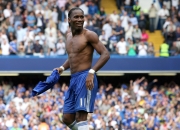 PG电子娱乐官网-奥运周期关键战焦点战，湖人节奏掌控活塞的战术启示