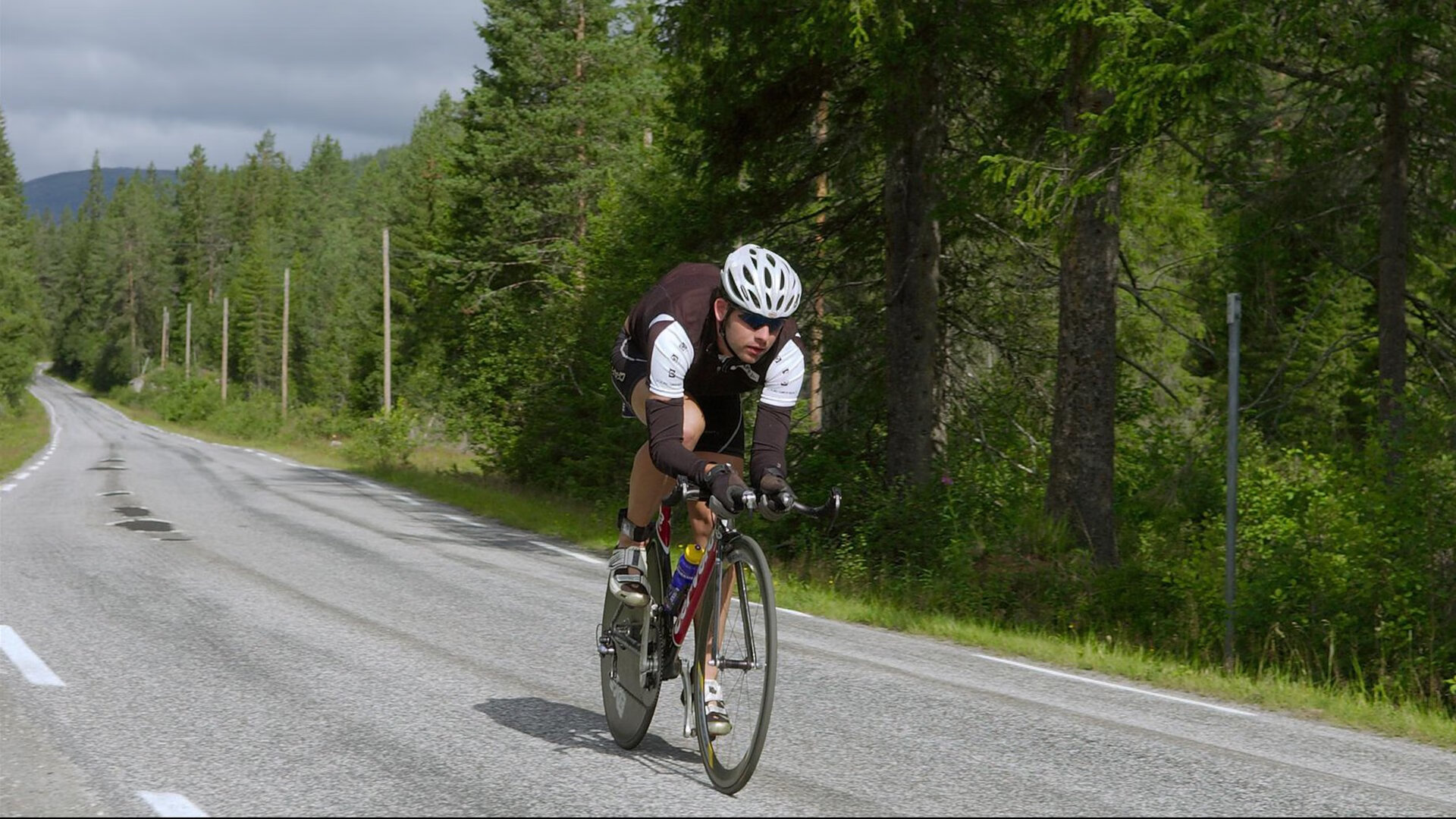 伊布式爆发与葡萄牙式坚韧，当个人英雄主义遭遇团队生死战