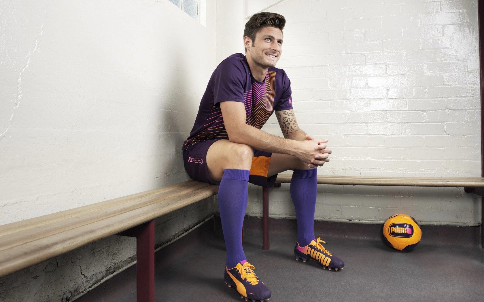 蒙特卡洛大师赛横扫联合杯，西西帕斯红土高光，定义新时代网球美学